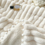 Couverture "Toscane" en Fausse Fourrure de Lapin – Nuance Blanc Ivoire Plaid chambre, Couvertures, Couvertures adulte, Couvertures enfant, linge de lit