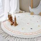 Tapis Rond à Franges Ivoire et à Pois Noirs - Pureté et Charme Tapis chambre, Tapis adulte, Tapis chambre, Tapis enfant